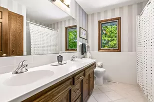 14805 Minnehaha Pl, Wayzata, MN 55391 - Photo 38