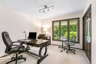 14805 Minnehaha Pl, Wayzata, MN 55391 - Photo 30