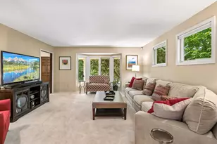 14805 Minnehaha Pl, Wayzata, MN 55391 - Photo 12