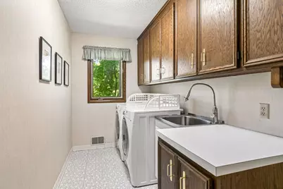 14805 Minnehaha Place, Wayzata, MN 55391 - Photo 48