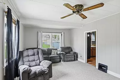 119 7th Avenue SE, Saint Cloud, MN 56304 - Photo 8
