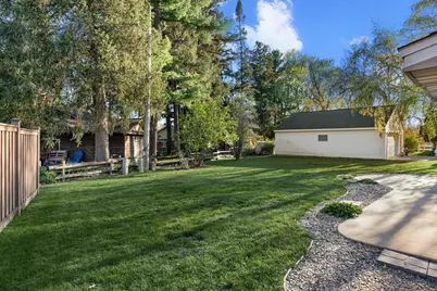 1803 5th Avenue SW, Austin, MN 55912 - Photo 34