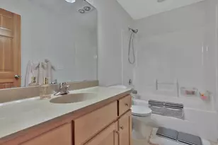 507 Owasso Hills Dr, Roseville, MN 55113 - Photo 26