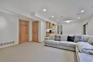 507 Owasso Hills Dr, Roseville, MN 55113 - Photo 36
