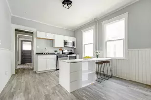 797 Iglehart Ave, Saint Paul, MN 55104 - Photo 2