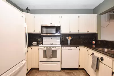 1806 23rd Avenue S, Fargo,  58103 - Photo 10