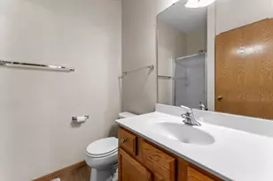 809 Woodduck Dr, Woodbury, MN 55125 - Photo 14