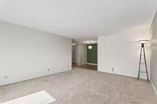 4045 Hodgson Rd, Shoreview, MN 55126 - Photo 10