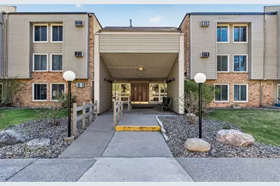 4045 Hodgson Road #211, Shoreview, MN 55126 - Photo 4