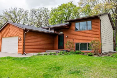2273 6th Street N, North Saint Paul, MN 55109 - Photo 1