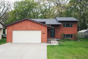 2273 6th St N, North Saint Paul, MN 55109 - Photo 2