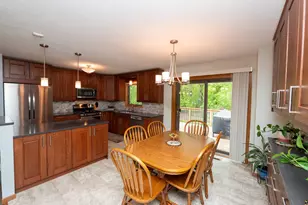 2273 6th St N, North Saint Paul, MN 55109 - Photo 10