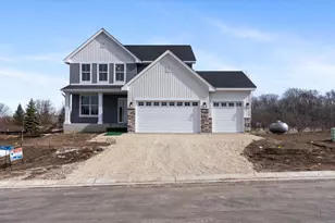 2018 Lusitano St, Shakopee, MN 55379 - Photo 2