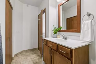 2540 38th Ave NE, Saint Paul, MN 55421 - Photo 28