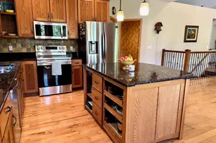 11272 Kenworth Ln, Lakeville, MN 55044 - Photo 8