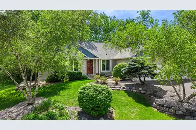 11272 Kenworth Lane, Lakeville, MN 55044 - Photo 4