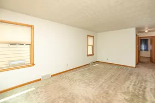 911 13th Ave NW, Rochester, MN 55901 - Photo 6