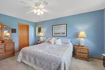 5461 Golfview Avenue N, Oakdale, MN 55128 - Photo 8