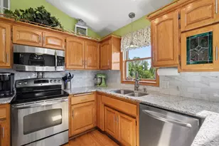 5461 Golfview Ave N, Oakdale, MN 55128 - Photo 4