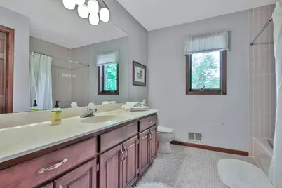 1260 Kolff Court, Newport, MN 55055 - Photo 52