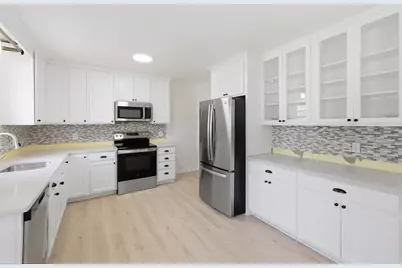 2748 NE Ulysses Street NE, Minneapolis, MN 55418 - Photo 6