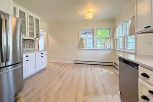 2748 NE Ulysses Street NE, Minneapolis, MN 55418 - Photo 10