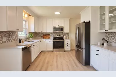 2748 NE Ulysses Street NE, Minneapolis, MN 55418 - Photo 4