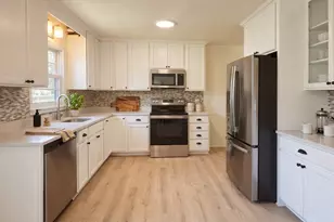 2748 NE Ulysses Street NE, Minneapolis, MN 55418 - Photo 4