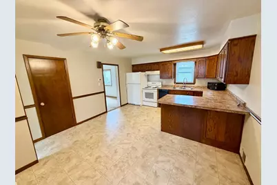 748 West Avenue, Red Wing, MN 55066 - Photo 14