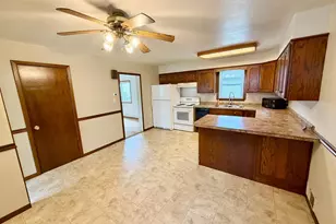 748 West Ave, Red Wing, MN 55066 - Photo 14