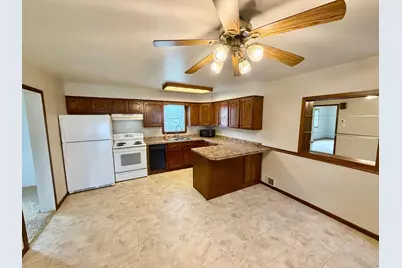 748 West Avenue, Red Wing, MN 55066 - Photo 32