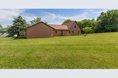13304 Sakatah Lake Road, Waterville, MN 56096 - Photo 16