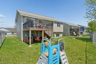 1314 Blue Jay Pl, New Richmond, WI 54017 - Photo 24
