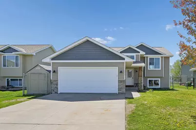 1314 Blue Jay Place, New Richmond, WI 54017 - Photo 2