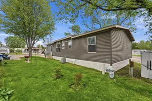 10488 Pierce St NE, Blaine, MN 55434 - Photo 30