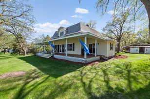 1007 Van Dyke Rd NW, Alexandria, MN 56308 - Photo 2
