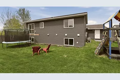 635 Strafford Drive, Zumbrota, MN 55992 - Photo 28