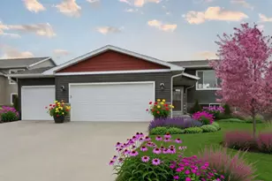 635 Strafford Dr, Zumbrota, MN 55992 - Photo 2