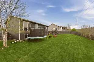 635 Strafford Dr, Zumbrota, MN 55992 - Photo 2