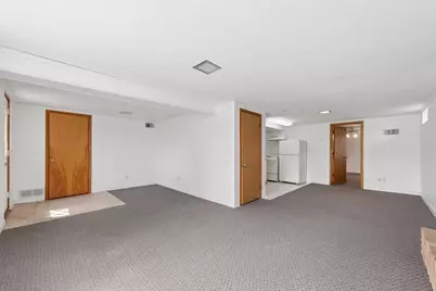 7925 29th Avenue N, New Hope, MN 55427 - Photo 14