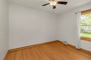 2065 William St, Roseville, MN 55113 - Photo 18