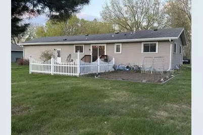 608 S Donnelly Avenue, Litchfield, MN 55355 - Photo 24