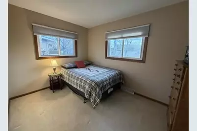 608 S Donnelly Avenue, Litchfield, MN 55355 - Photo 10
