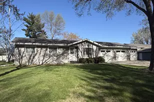 608 S Donnelly Ave, Litchfield, MN 55355 - Photo 1
