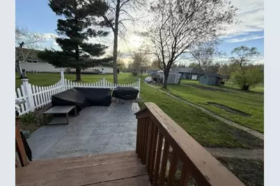 608 S Donnelly Avenue, Litchfield, MN 55355 - Photo 26