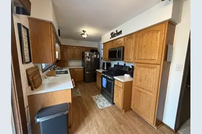 608 S Donnelly Avenue, Litchfield, MN 55355 - Photo 2