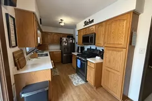 608 S Donnelly Ave, Litchfield, MN 55355 - Photo 2