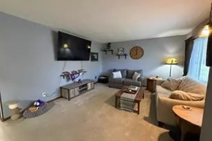 608 S Donnelly Ave, Litchfield, MN 55355 - Photo 14