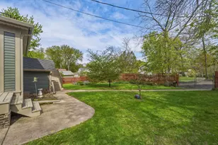 1558 E Madison St, Eau Claire, WI 54703 - Photo 32