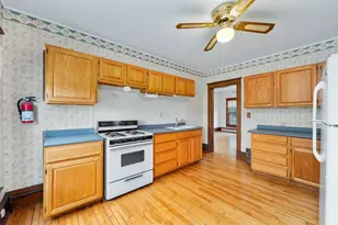 1558 E Madison St, Eau Claire, WI 54703 - Photo 16
